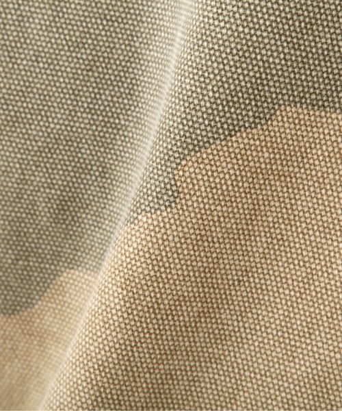 AVIREX(アヴィレックス)の「CAMO DUCK JACKET / カモダックジャケット / AVIREX / アヴィレックス(ミリタリージャケット・メンズ・ベージュ系その他/グリーン系カモフラージュ・MEDIUM/LARGE/X-LARGE/XX-LARGE)」の4枚目の写真