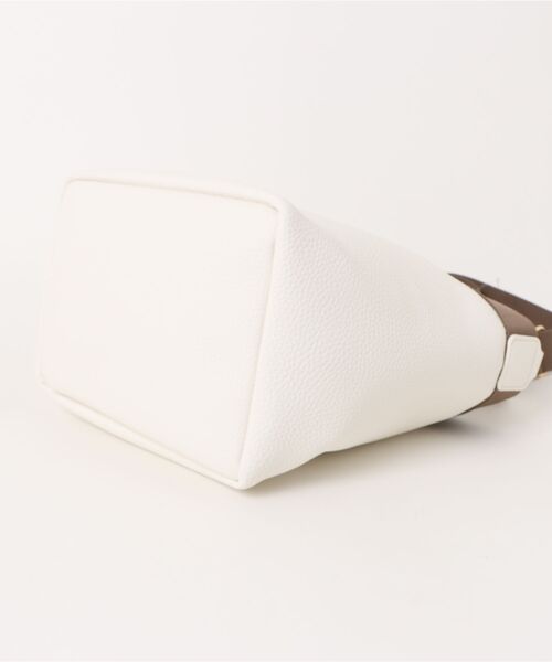 LAZY SUSAN（レイジースーザン）の「バッグ　フナガタテープトート（トートバッグ・レディース・シルバー/ブラック/ホワイト・FREE）」の7枚目の写真