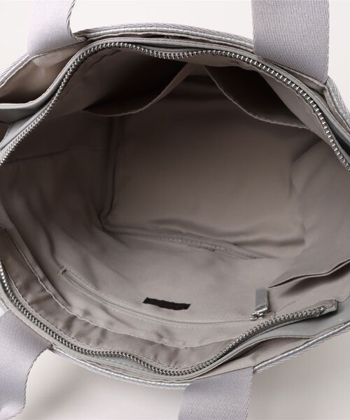 LAZY SUSAN（レイジースーザン）の「バッグ　フナガタテープトート（トートバッグ・レディース・シルバー/ブラック/ホワイト・FREE）」の5枚目の写真