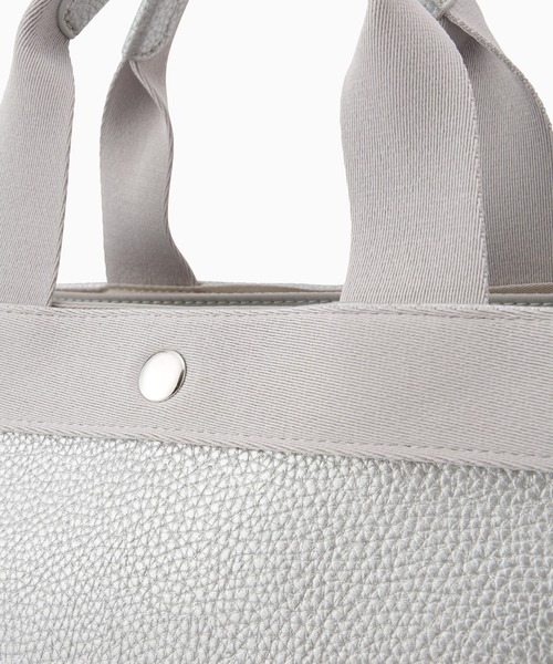 LAZY SUSAN（レイジースーザン）の「バッグ　フナガタテープトート（トートバッグ・レディース・シルバー/ブラック/ホワイト・FREE）」の9枚目の写真