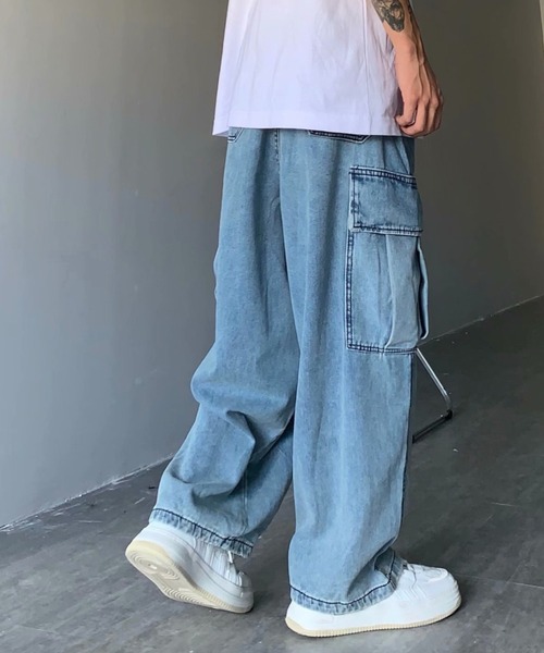 link lot(リンクロット)の「ウォッシュ加工 デニムワイドバレルレッグカーゴパンツ(カーゴパンツ・メンズ・ブラック系その他/ブルー系その他・M/L)」の5枚目の写真
