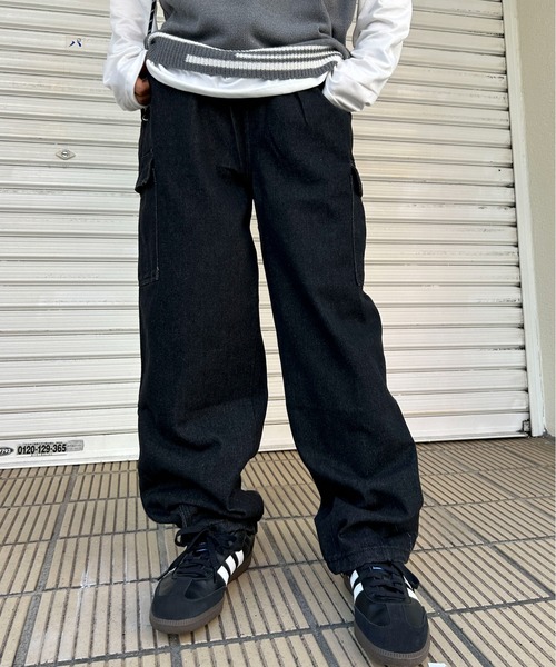 link lot(リンクロット)の「ウォッシュ加工 デニムワイドバレルレッグカーゴパンツ(カーゴパンツ・メンズ・ブラック系その他/ブルー系その他・M/L)」の13枚目の写真
