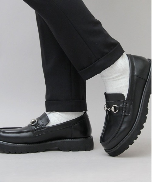 BACKYARD FAMILY(バックヤードファミリー)の「glabella PLATFORM SOLE BIT LOAFERS(ローファー・メンズ・ブラック・25cm/27cm)」の2枚目の写真