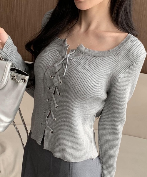 ARCADE（アーケード）の「春服 レースアップ リブニット トップス -ARCADE Limited Line-（ニット/セーター・レディース・ブラック/サンドベージュ/グレー・FREE）」の3枚目の写真