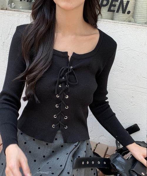 ARCADE（アーケード）の「春服 レースアップ リブニット トップス -ARCADE Limited Line-（ニット/セーター・レディース・ブラック/サンドベージュ/グレー・FREE）」の9枚目の写真