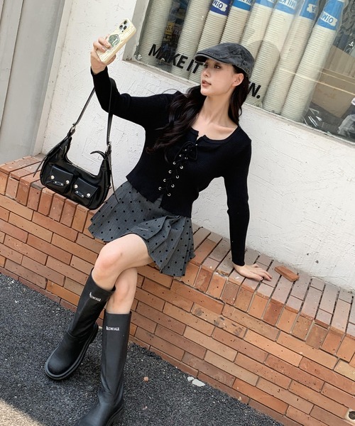 ARCADE（アーケード）の「春服 レースアップ リブニット トップス -ARCADE Limited Line-（ニット/セーター・レディース・ブラック/サンドベージュ/グレー・FREE）」の11枚目の写真