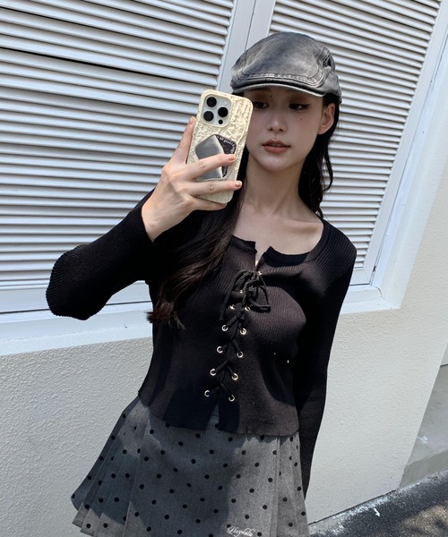 ARCADE（アーケード）の「春服 レースアップ リブニット トップス -ARCADE Limited Line-（ニット/セーター・レディース・ブラック/サンドベージュ/グレー・FREE）」の12枚目の写真