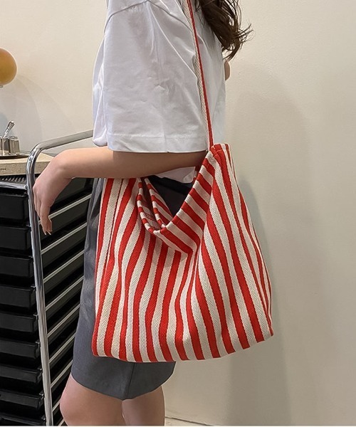 blackdia ocean(ブラックダイヤオーシャン)の「blackdia ocean ストライプ キャンバストートバッグ(ショルダーバッグ・レディース・ブラック/ブルー/レッド・FREE)」の3枚目の写真