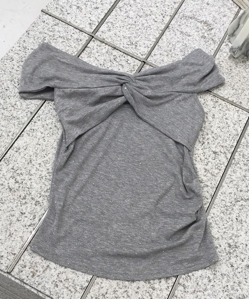 VEILA(ヴェイラ)の「キラキラツイストトップス(Tシャツ/カットソー・レディース・グレー・S/M)」の10枚目の写真