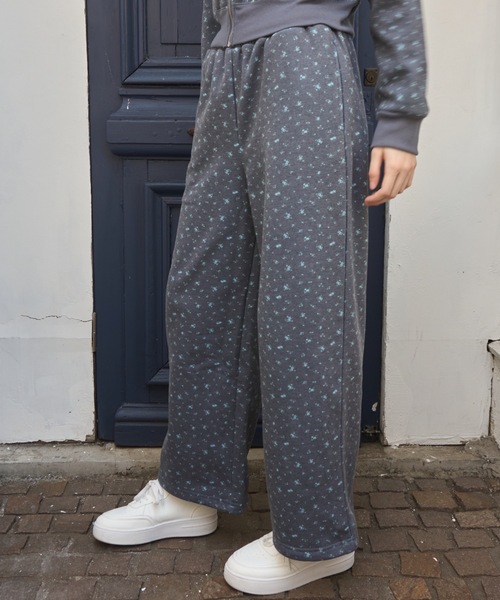 Birthday room（バースデイルーム）の「小花柄スウェットパンツ/Small floral print sweatpants（スウェットパンツ・レディース・オートミール/ネイビー・FREE）」の21枚目の写真