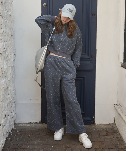 Birthday room（バースデイルーム）の「小花柄スウェットパンツ/Small floral print sweatpants（スウェットパンツ・レディース・オートミール/ネイビー・FREE）」の22枚目の写真