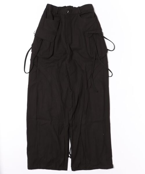 L.H.P（エルエイチピー）の「JUNGDO/ジョンド/CUT OUT STRING CARGO PANTS（カーゴパンツ・レディース・ブラック・F）」の10枚目の写真