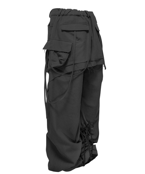 L.H.P（エルエイチピー）の「JUNGDO/ジョンド/CUT OUT STRING CARGO PANTS（カーゴパンツ・レディース・ブラック・F）」の6枚目の写真