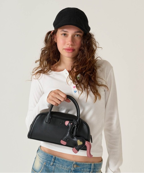 TINA：JOJUN（ティーナジョジュン）の「オリジナルチャーム付き ハンドバッグ TINA：JOJUN（ハンドバッグ・レディース・ピンク/ブラック・F）」の10枚目の写真