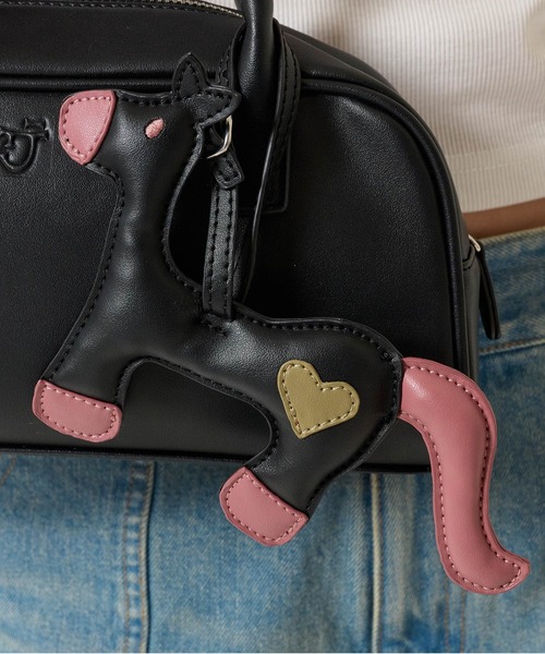 TINA：JOJUN（ティーナジョジュン）の「オリジナルチャーム付き ハンドバッグ TINA：JOJUN（ハンドバッグ・レディース・ピンク/ブラック・F）」の15枚目の写真