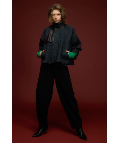 AZUL by moussy(アズールバイマウジー)の「【PLUS】コンビネーションフレアコート(ステンカラーコート・レディース・ブラック系その他・FREE)」の2枚目の写真