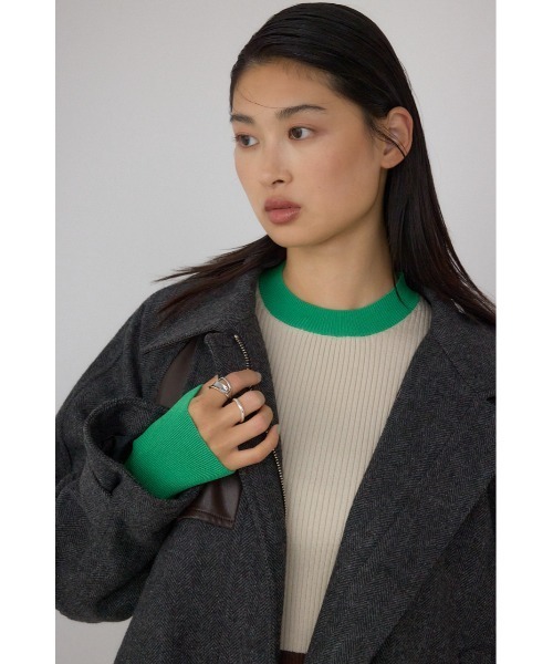 AZUL by moussy(アズールバイマウジー)の「【PLUS】コンビネーションフレアコート(ステンカラーコート・レディース・ブラック系その他・FREE)」の4枚目の写真