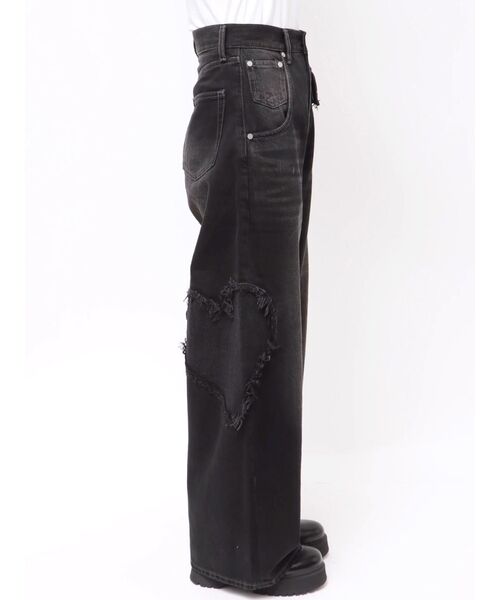 EMODA(エモダ)の「ハートルーズジーンズ(デニムパンツ・レディース・インディゴブルー/ブラック/ライトブルー・SMALL/MEDIUM)」の17枚目の写真
