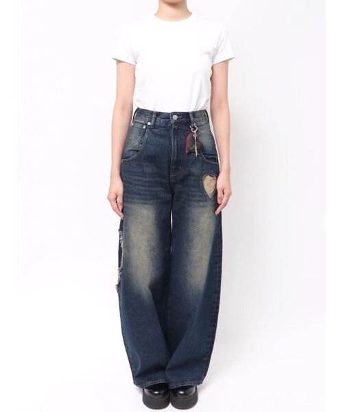 EMODA(エモダ)の「ハートルーズジーンズ(デニムパンツ・レディース・インディゴブルー/ブラック/ライトブルー・SMALL/MEDIUM)」の19枚目の写真