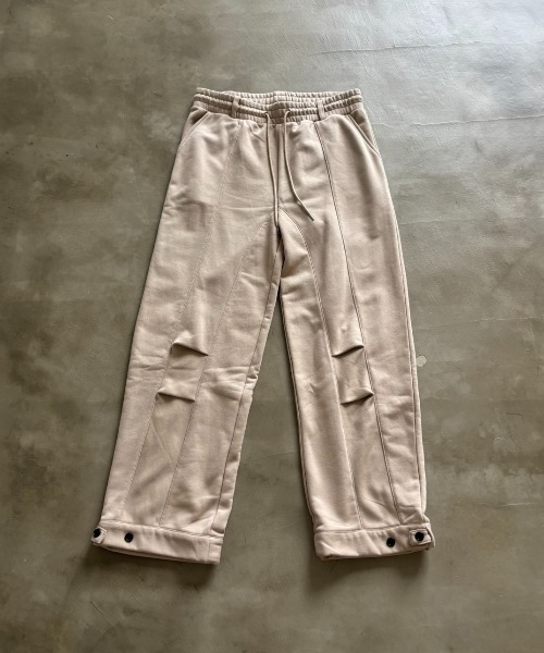 SHAGGIE（シャギー）の「【セットアップ】アジャストボタン付きタックラインスウェットパンツ（スウェットパンツ・レディース・ベージュ/グレー/ブラック・FREE）」の11枚目の写真