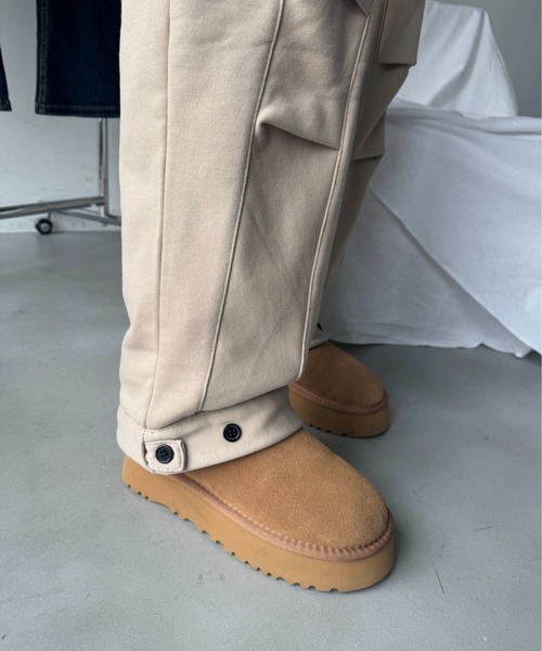 SHAGGIE（シャギー）の「【セットアップ】アジャストボタン付きタックラインスウェットパンツ（スウェットパンツ・レディース・ベージュ/グレー/ブラック・FREE）」の6枚目の写真