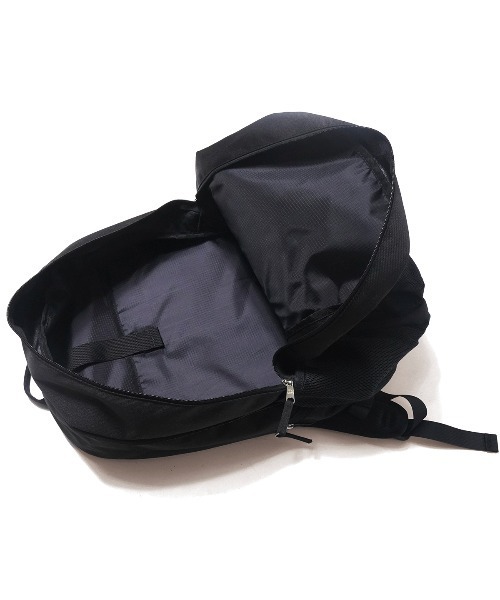 BEN DAVIS（ベンデイビス）の「《BEN DAVIS》EXPANDABLE DAYPACK（バックパック/リュック・メンズ・ブラック×ホワイト/ブラック×グリーン/ブラック×レッド・FREE）」の10枚目の写真