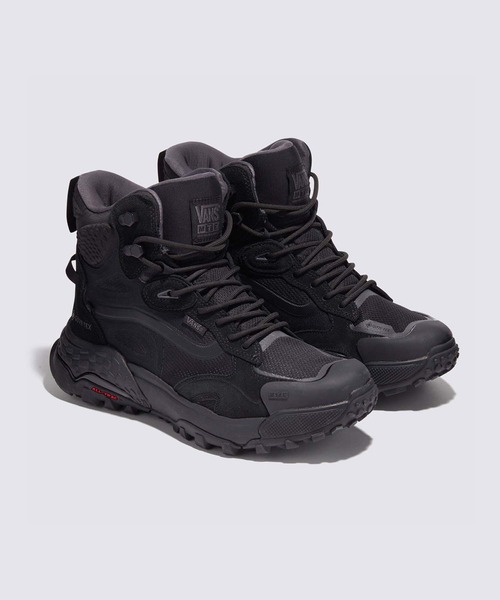 VANS(バンズ)の「クレストライン GORE-TEX / MTE Crestline ADV Gore-Tex BLA VN000CVPBKA1(スニーカー・メンズ・ブラック×ブラック・7.5/8/8.5/9/9.5/10)」の3枚目の写真