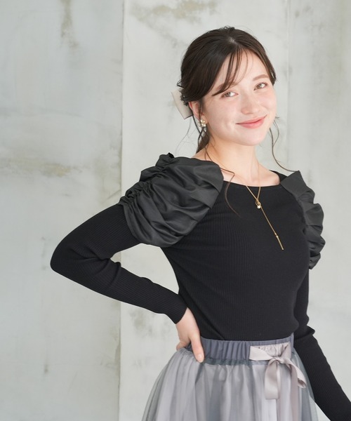 ASTORIA ODIER（アストリアオディール）の「レイヤード異素材パワショルニット（ニット/セーター・レディース・ブラウン/グレイッシュブルー/ブラック・MEDIUM）」の2枚目の写真