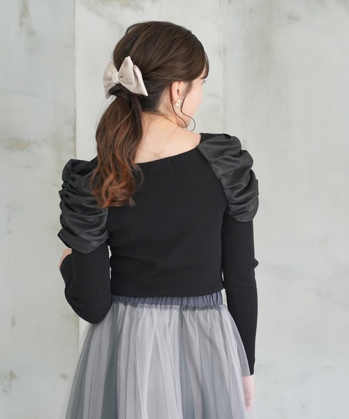 ASTORIA ODIER（アストリアオディール）の「レイヤード異素材パワショルニット（ニット/セーター・レディース・ブラウン/グレイッシュブルー/ブラック・MEDIUM）」の6枚目の写真