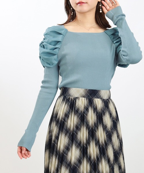 ASTORIA ODIER（アストリアオディール）の「レイヤード異素材パワショルニット（ニット/セーター・レディース・ブラウン/グレイッシュブルー/ブラック・MEDIUM）」の12枚目の写真