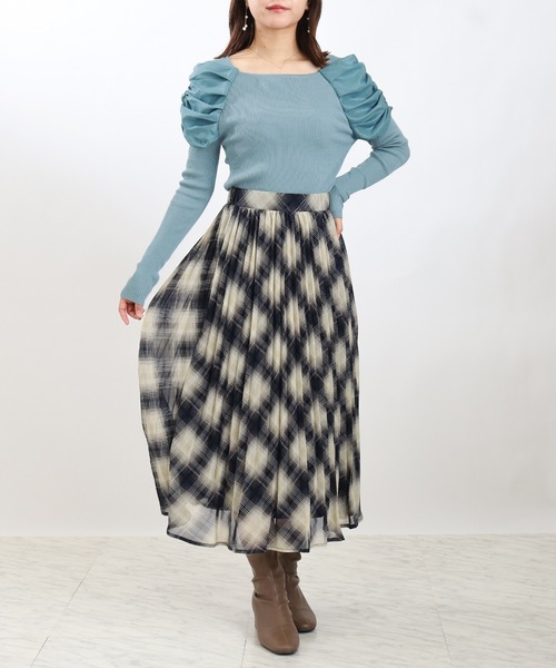 ASTORIA ODIER（アストリアオディール）の「レイヤード異素材パワショルニット（ニット/セーター・レディース・ブラウン/グレイッシュブルー/ブラック・MEDIUM）」の15枚目の写真