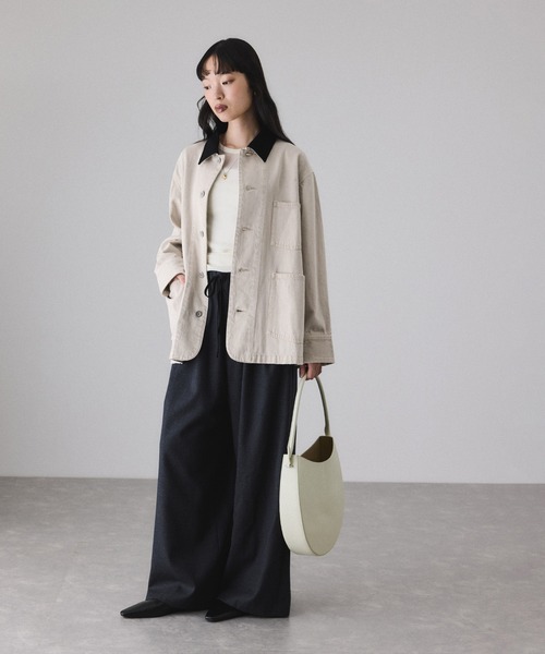 ADAM ET ROPE'（アダムエロペ）の「【サステナブル】デニム＆カツラギカバーオール（カバーオール・レディース・ライトグレー/ブルー系その他4・FREE）」の4枚目の写真