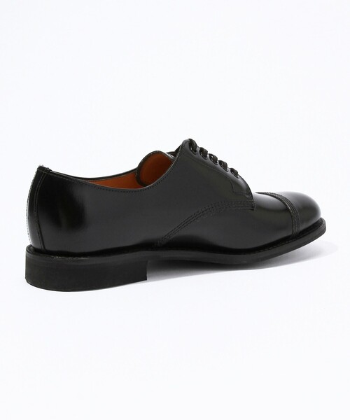 ブラックレザーキャップトゥドレスシューズ SANDERS ポリッシュドレザー キャップトゥシューズ（その他シューズ