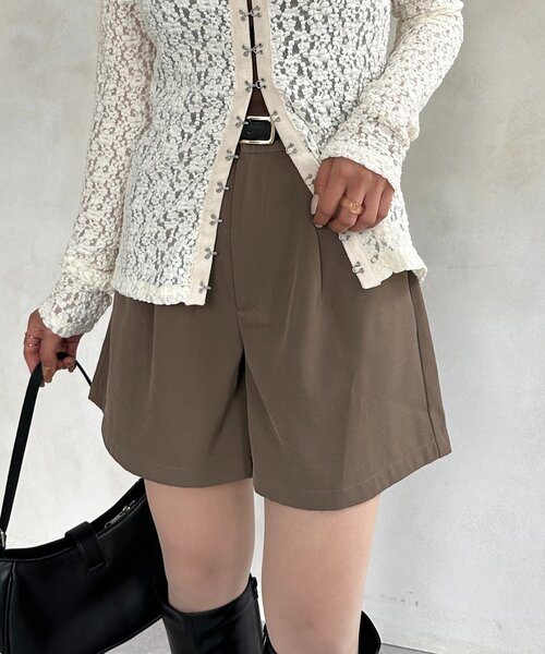 Thevon(ゼボン)の「タックハーフパンツ(その他パンツ・レディース・モカ/ブラック・M)」の9枚目の写真