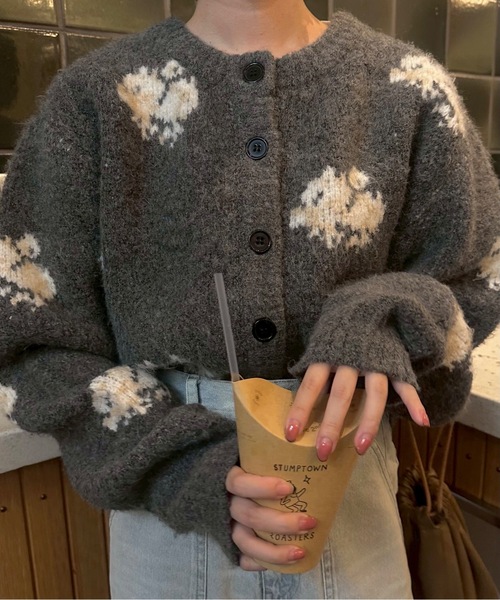 lawgy(ラウジー)の「flower nuance cardigan / フラワーニュアンスカーディガン(カーディガン/ボレロ・レディース・グレー/オートミール・FREE)」の22枚目の写真