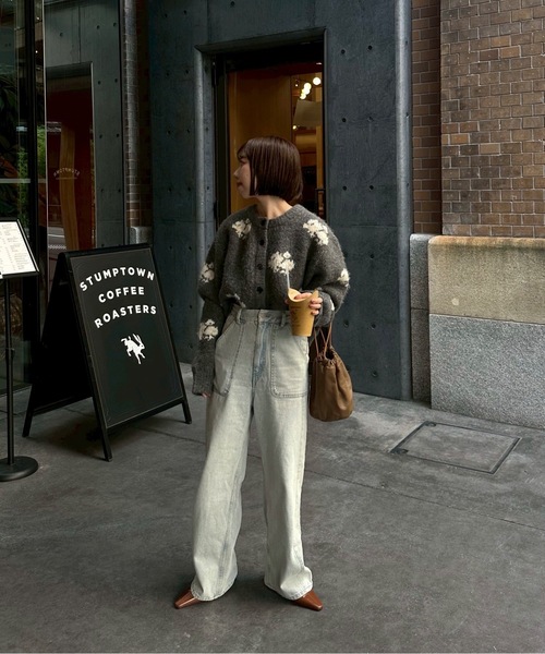 lawgy(ラウジー)の「flower nuance cardigan / フラワーニュアンスカーディガン(カーディガン/ボレロ・レディース・グレー/オートミール・FREE)」の21枚目の写真