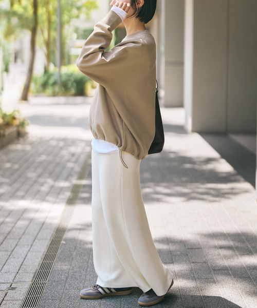 Spick & Span（スピックアンドスパン）の「ダンボールヘムギャザープルオーバー（Tシャツ/カットソー・レディース・チャコールグレー/ベージュ/ブラウン・FREE）」の21枚目の写真