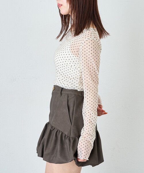 w closet（ダブルクローゼット）の「チュールドットシアープルオーバー（Tシャツ/カットソー・レディース・アイボリー/ブラック・FREE）」の7枚目の写真