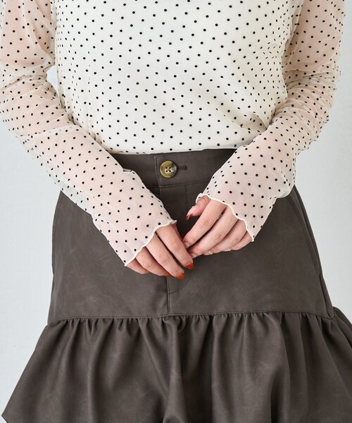 w closet（ダブルクローゼット）の「チュールドットシアープルオーバー（Tシャツ/カットソー・レディース・アイボリー/ブラック・FREE）」の8枚目の写真