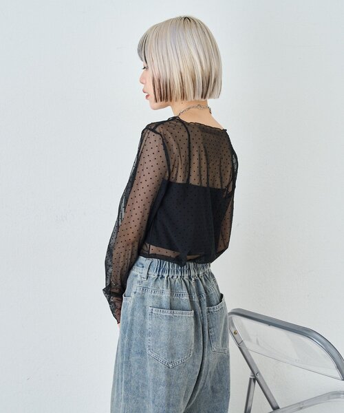 w closet（ダブルクローゼット）の「チュールドットシアープルオーバー（Tシャツ/カットソー・レディース・アイボリー/ブラック・FREE）」の11枚目の写真