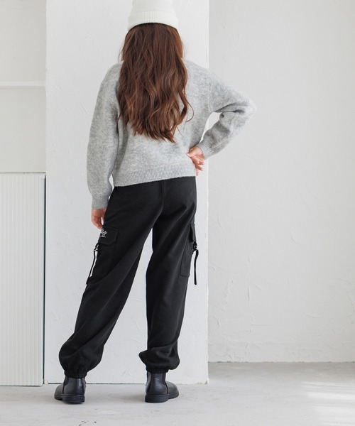 coca(coca)(コカ)の「【WEB限定セール】キッズ 刺繍スウェットカーゴパンツ(スウェットパンツ・キッズ・ブラック/ライトグレー・150/140/130/120)」の5枚目の写真