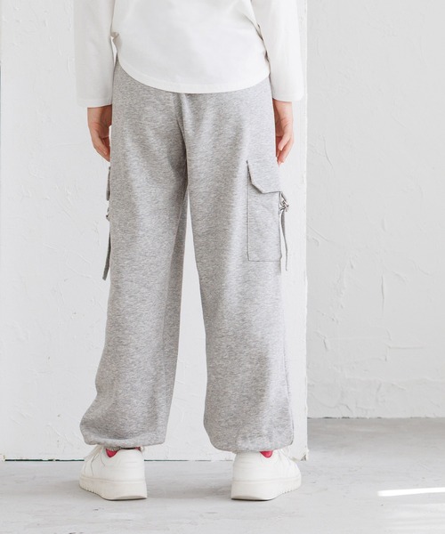 coca(coca)(コカ)の「【WEB限定セール】キッズ 刺繍スウェットカーゴパンツ(スウェットパンツ・キッズ・ブラック/ライトグレー・150/140/130/120)」の9枚目の写真