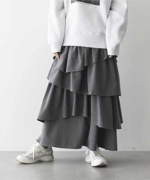 GARAGE OF GOOD CLOTHING（ガレージオブグッドクロージング）の「ムジランダムティアードフリルスカート（スカート・レディース・グレー/ブラック・FREE）」の16枚目の写真