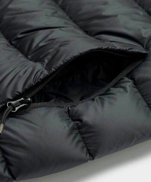 Pyrenex（ピレネックス）の「【PYRENEX/ピレネックス】ARIAL VEST（ダウンベスト・メンズ・ブラック/ベージュ・S/M/L）」の5枚目の写真