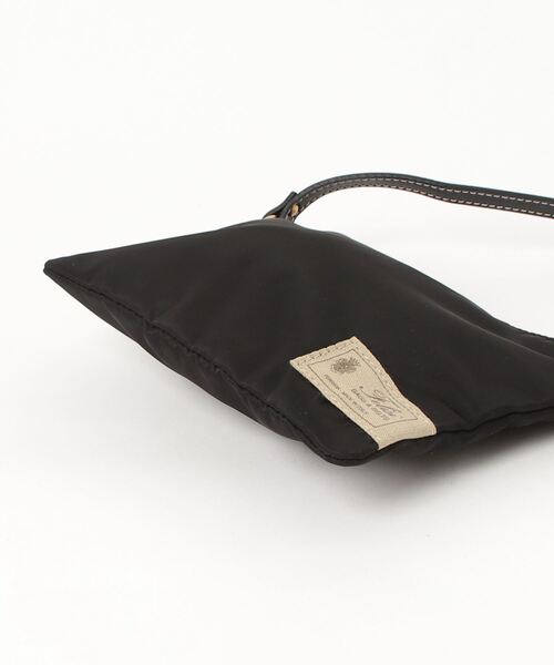 Felisi（フェリージ）の「Felisi / フェリージ：Pouch：739-2-DS[MUS]（ボディバッグ/ウエストポーチ・メンズ・ブラック・FREE）」の3枚目の写真