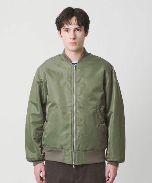 AVIREX（アヴィレックス）の「【別注】＜AVIREX＞ MA‐1（MA-1・メンズ・オリーブ/ブラック・M/L/XL）」の6枚目の写真