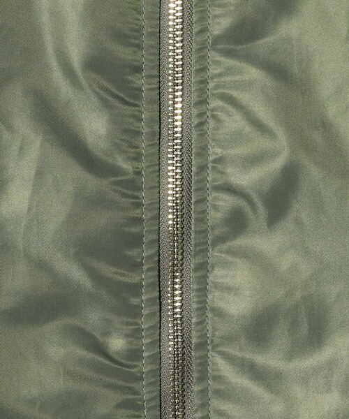 AVIREX（アヴィレックス）の「【別注】＜AVIREX＞ MA‐1（MA-1・メンズ・オリーブ/ブラック・M/L/XL）」の17枚目の写真