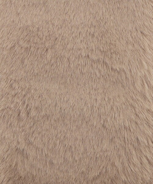 Afternoon Tea(アフタヌーンティー)の「ケーブルニットフェイクファーティペット(マフラー・レディース・グレー/ベージュ・ONE SIZE)」の7枚目の写真