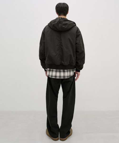 INSILENCE(インサイロンス)の「N-2Bパイロットパーカー カーキブラウン(ブルゾン・レディース・その他・SMALL/MEDIUM/LARGE)」の2枚目の写真
