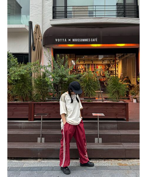 GAKKAI UNIONS(ガッカイユニオンズ)の「スパークルナイロンラインパンツレッド(スウェットパンツ・レディース・その他・SMALL/MEDIUM/LARGE)」の6枚目の写真